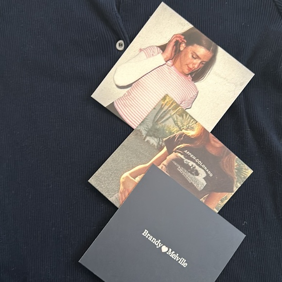 😀😀😀Brandy Melville button-up shirt dress. Navy. - Picture 8 of 8